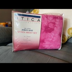 Jersey knit queen sheet set